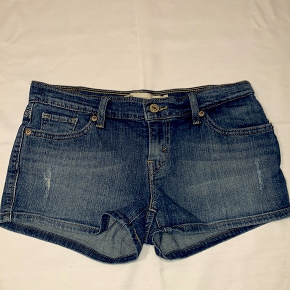 Levi's  Jean shorts - Picture 2 of 6